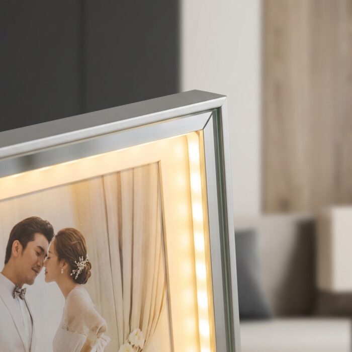 Led Photo Frame 12x9 Inches MB0PF009 Material Craftsmanship