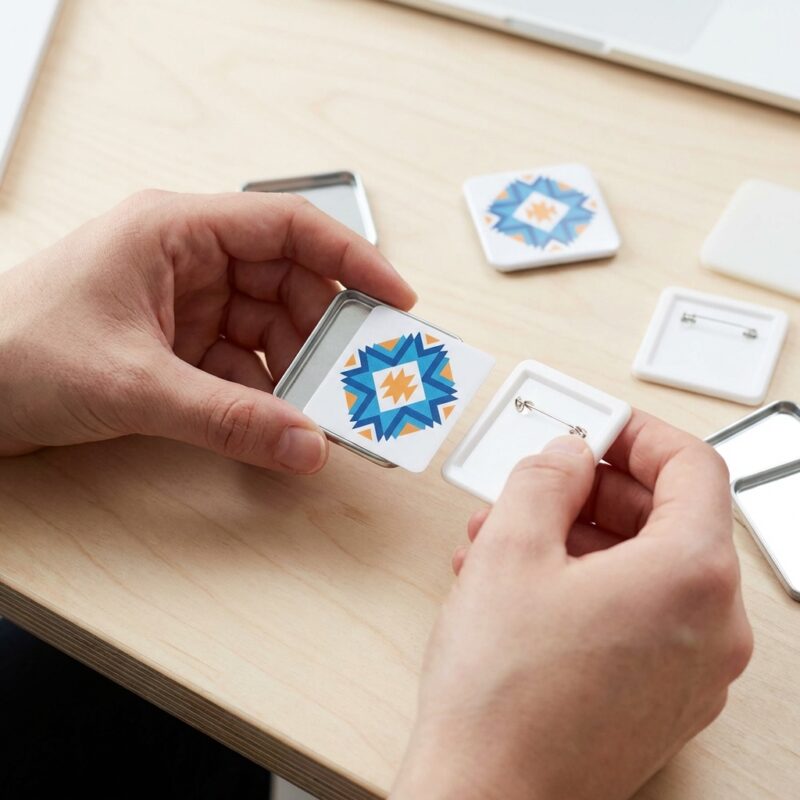 Sublimation Square Badge MB0OP133 Marketing Usage